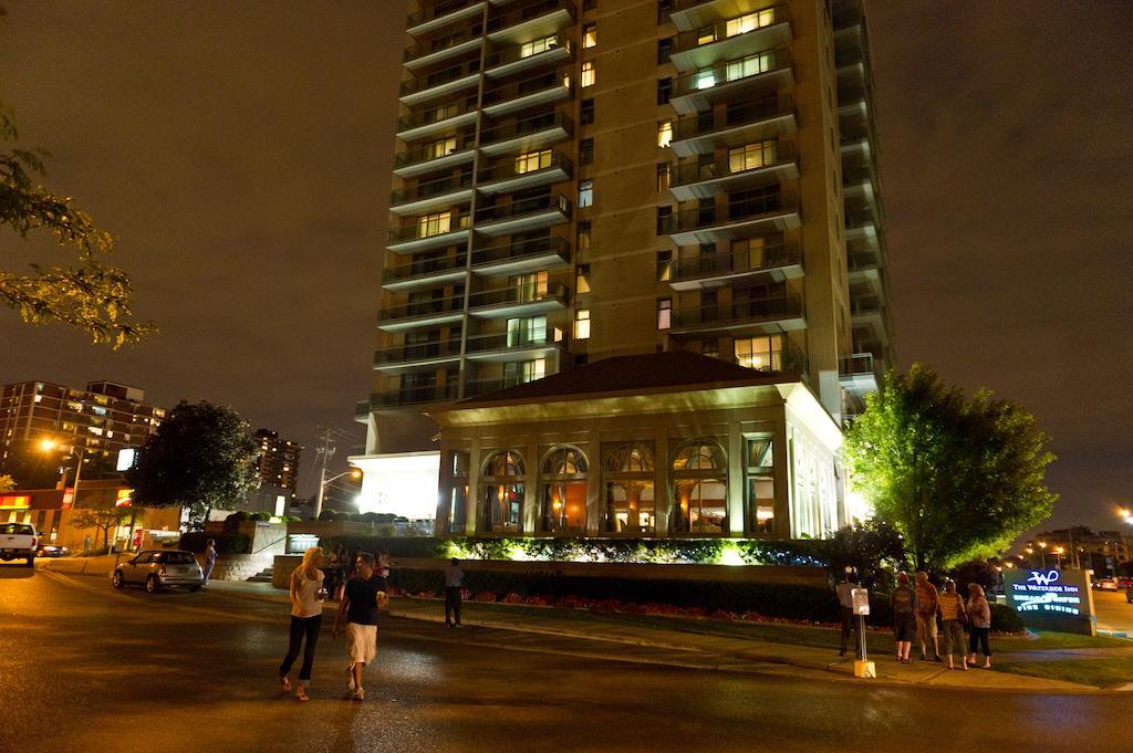 The Waterside Inn Mississauga Exterior foto